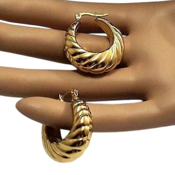 24K Gold Plated Rib Lined Hoop Pierced Post Earrings 32mm Long Thick Band - Picture 2 of 12